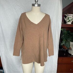 Hatch size 1, Size small wool sweater